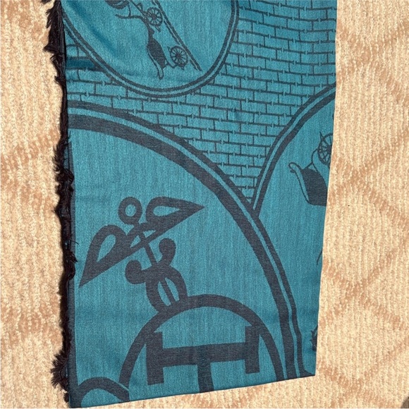 Hermes Teal and Black Scarf - Picture 4 of 5